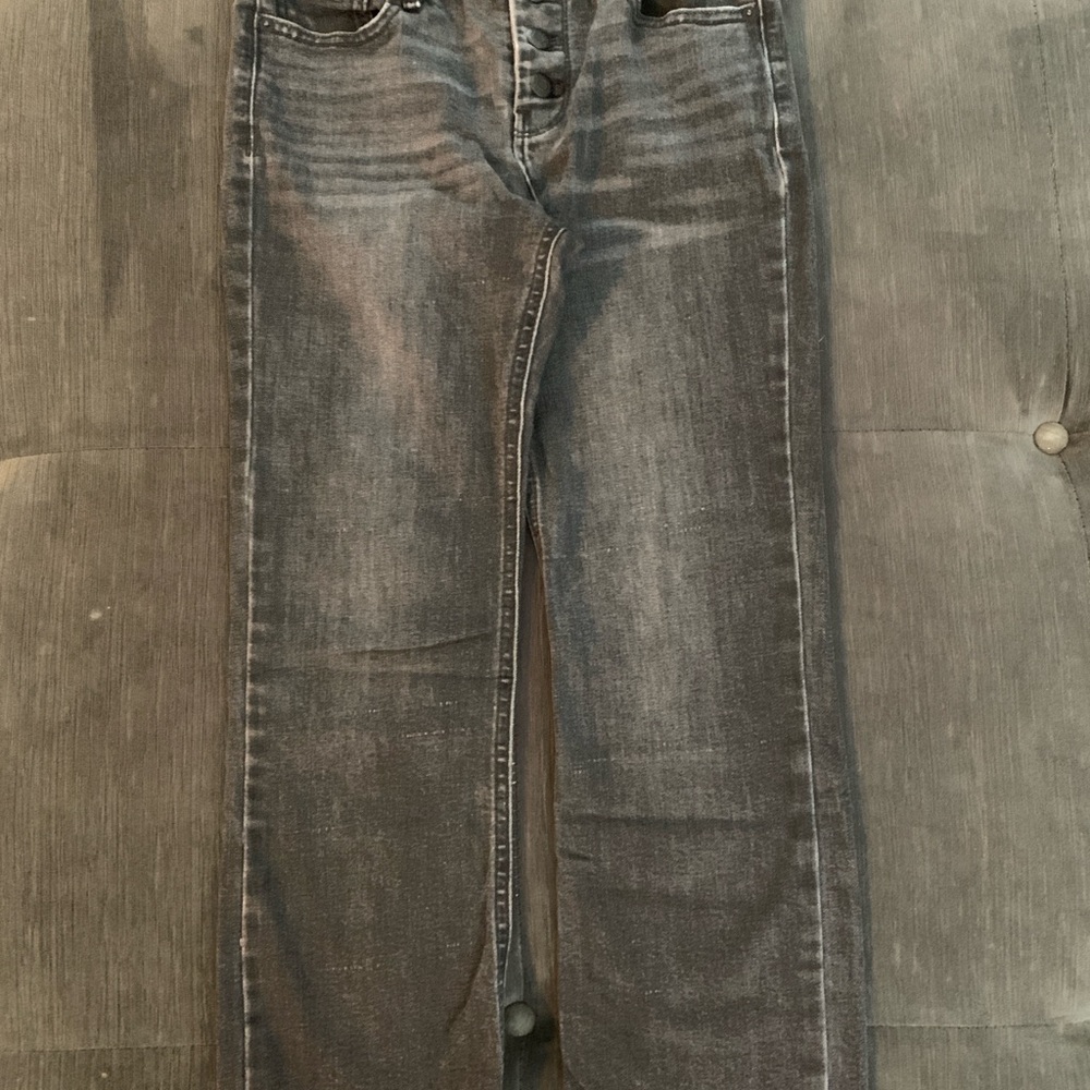 Pre-worn Women’s Old Navy “Flare ankle” jeans Size 0